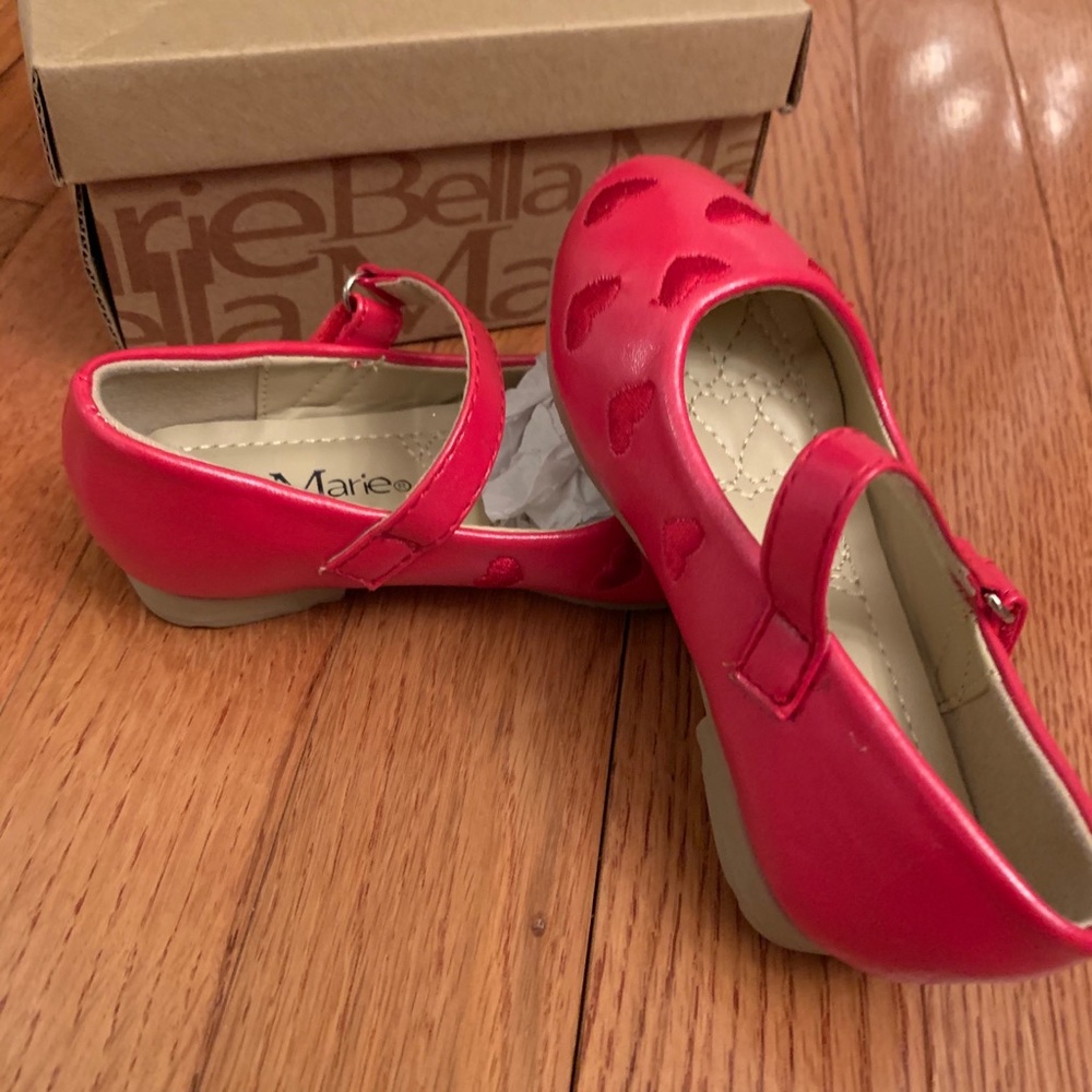 EUC RED WITH HEARTS BABY GIRL FLATS SIZE 6